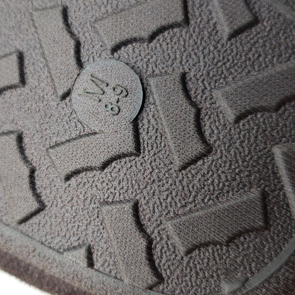 Levi's men's Comfort Light medium slippers brown M 9/10 - Picture 6 of 7